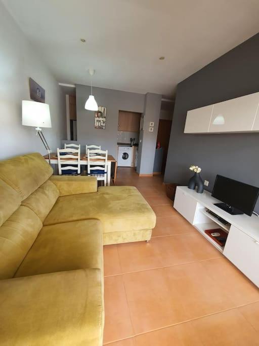 Apartamento Junto Al Mar Con Wifi Y Piscina 사군토 외부 사진