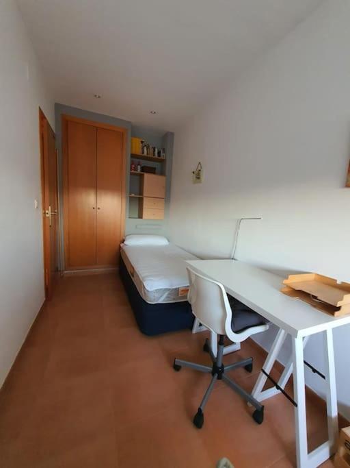 Apartamento Junto Al Mar Con Wifi Y Piscina 사군토 외부 사진