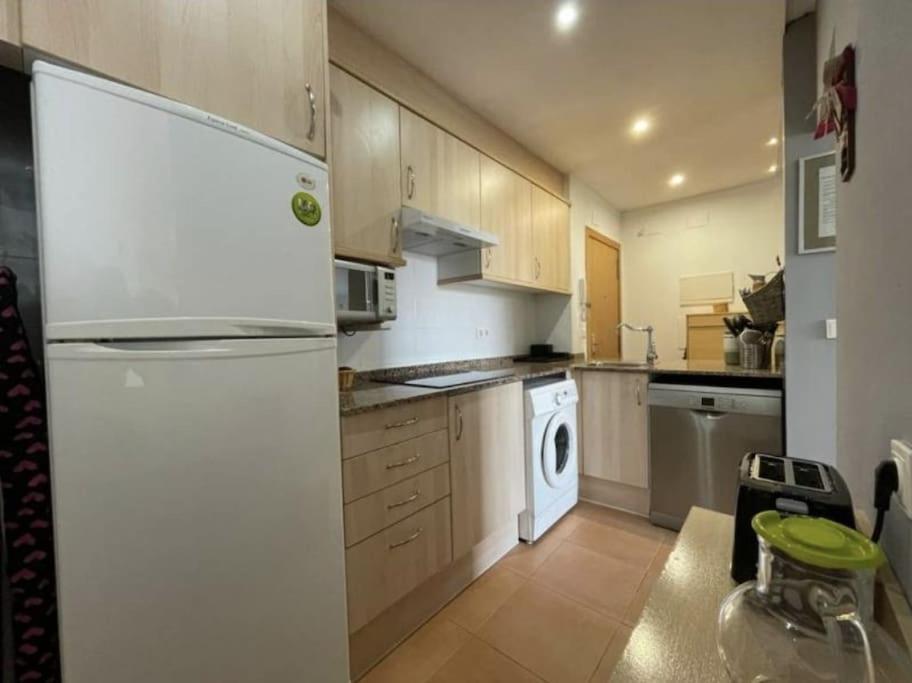 Apartamento Junto Al Mar Con Wifi Y Piscina 사군토 외부 사진